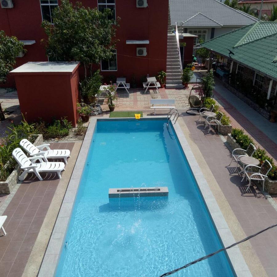D lima beach inn Pantai Cenang  Exterior foto